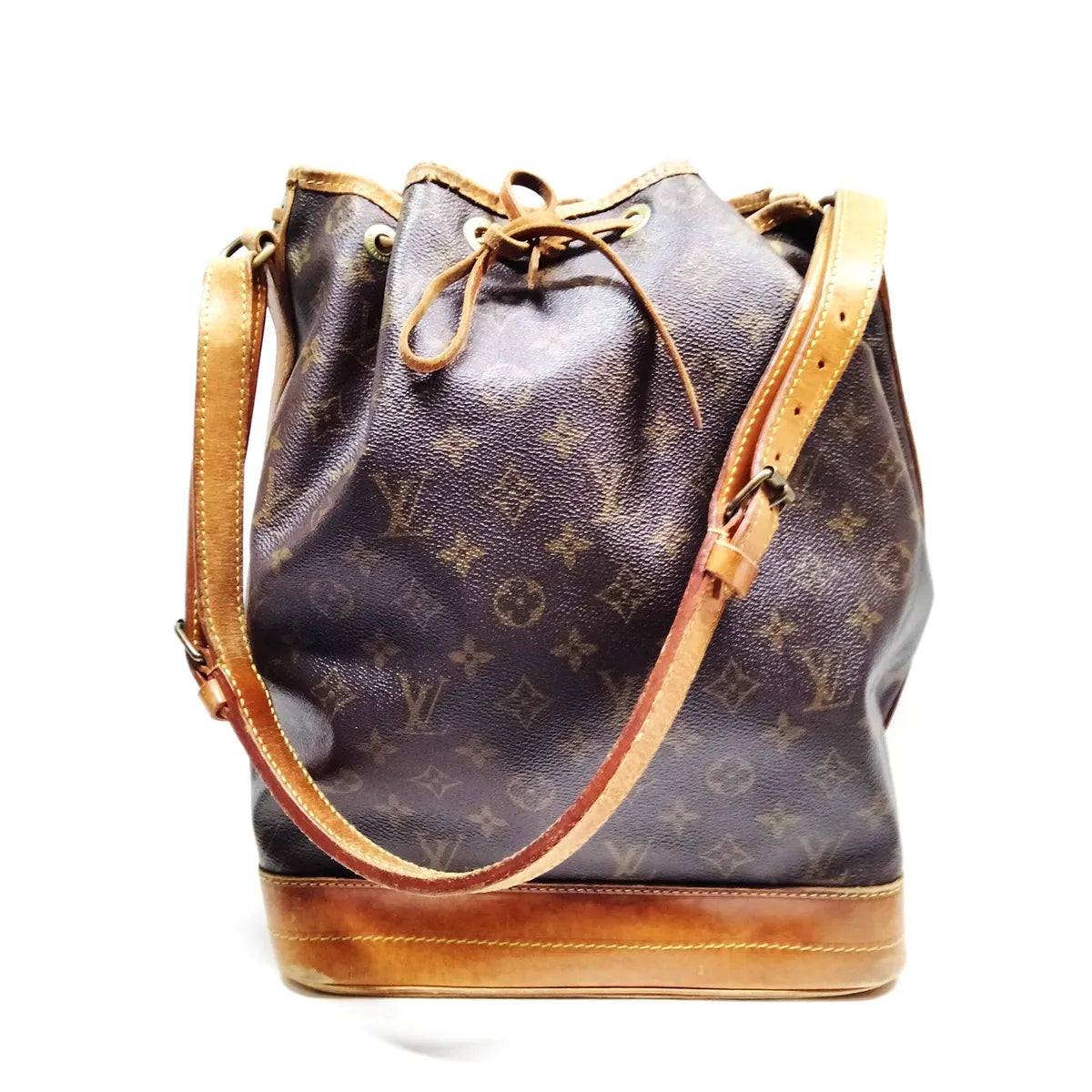 The Legacy of the Louis Vuitton Noé: From Champagne Carrier to Street Style Icon