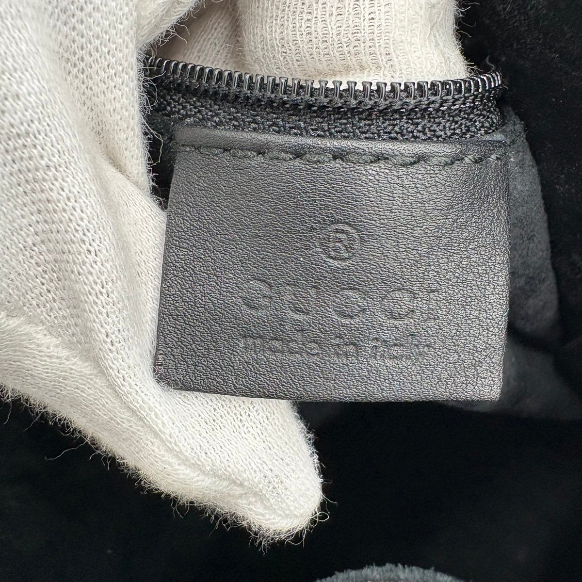 Gucci Tom Ford Era Black Leather Drawstring Shoulder Bag