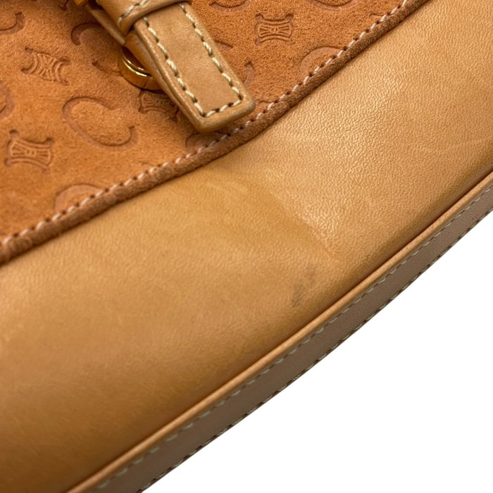 Sac bandoulière en cuir suédé Macadam de Céline
