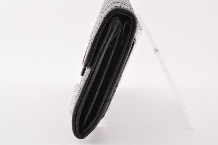 Portefeuille classique compact en cuir bi-fold Chanel
