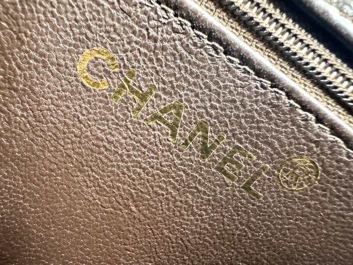 Chanel Vintage Hard Case Handbag – Dark Brown Leather, Brass Trim, Made in France