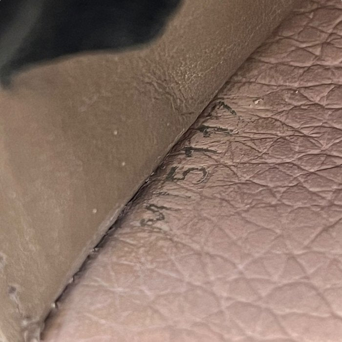 Louis Vuitton Capucines Long Wallet