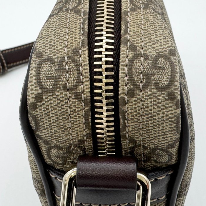 Gucci GG Supreme Front-Zip Crossbody Bag – Beige & Brown