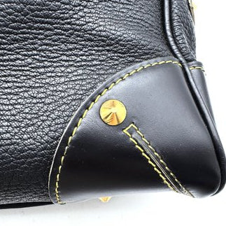 Louis Vuitton Suhali L’Essentiel Shoulder Bag – Noir Black Leather