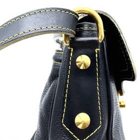 Louis Vuitton Suhali L’Essentiel Shoulder Bag – Noir Black Leather