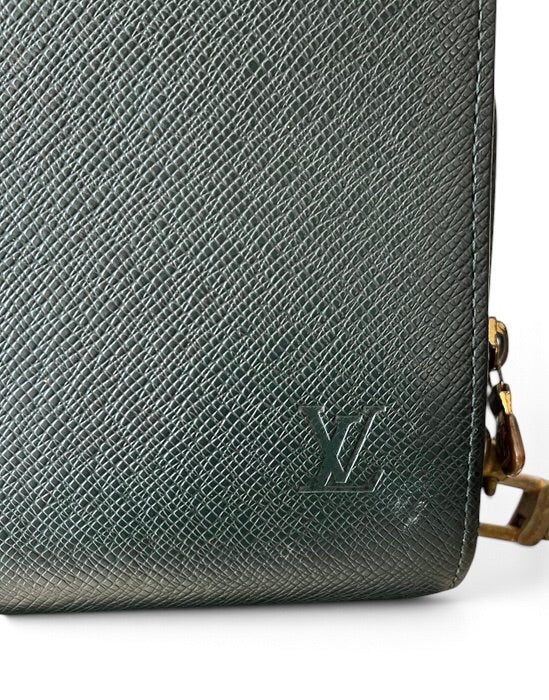 Louis Vuitton Baikal Taiga Vintage Clutch Bag – Green