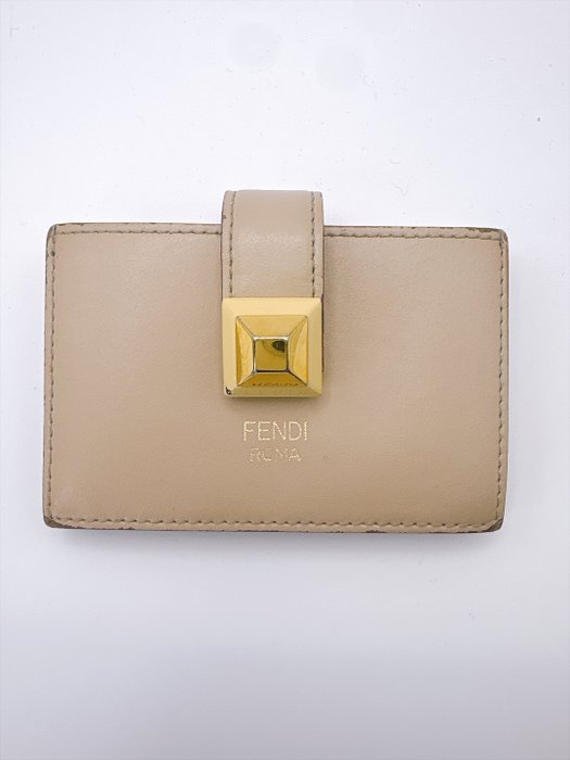 FENDI Beige Leather Card Case – Gold-Tone Geometric Hardware