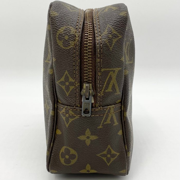 Louis Vuitton Trousse Toilette 27 Monogram Canvas Clutch Bag
