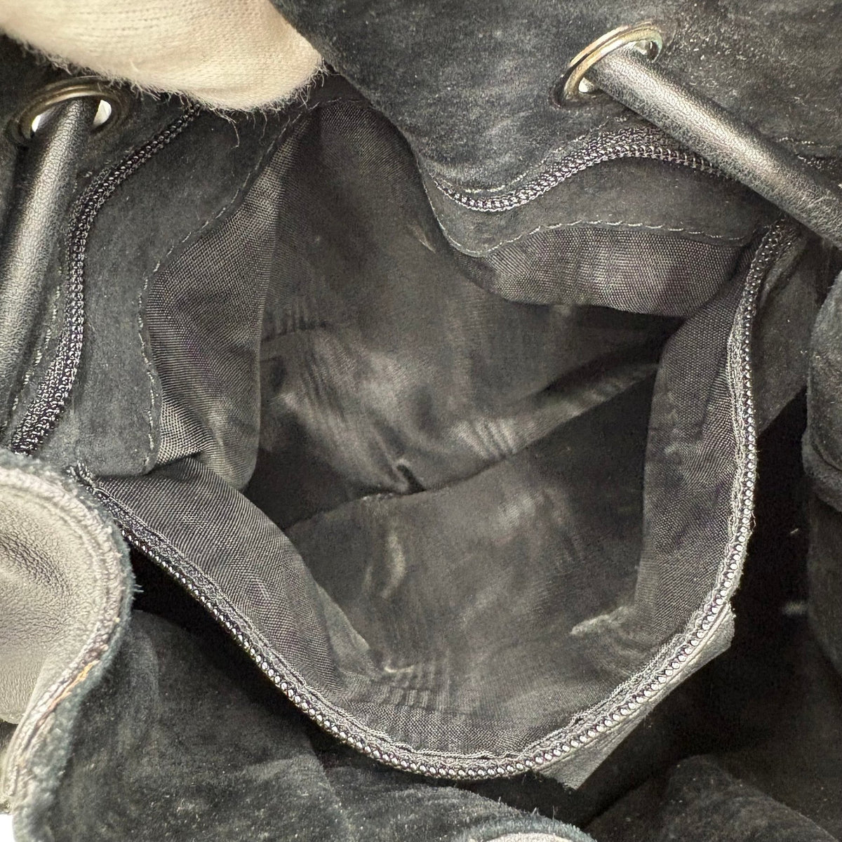 Gucci Tom Ford Era Black Leather Drawstring Shoulder Bag
