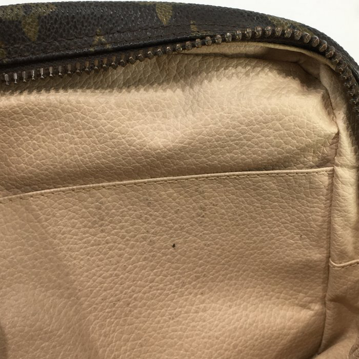 Louis Vuitton Monogram Trousse Toilette 23 – Vintage Cosmetic Pouch