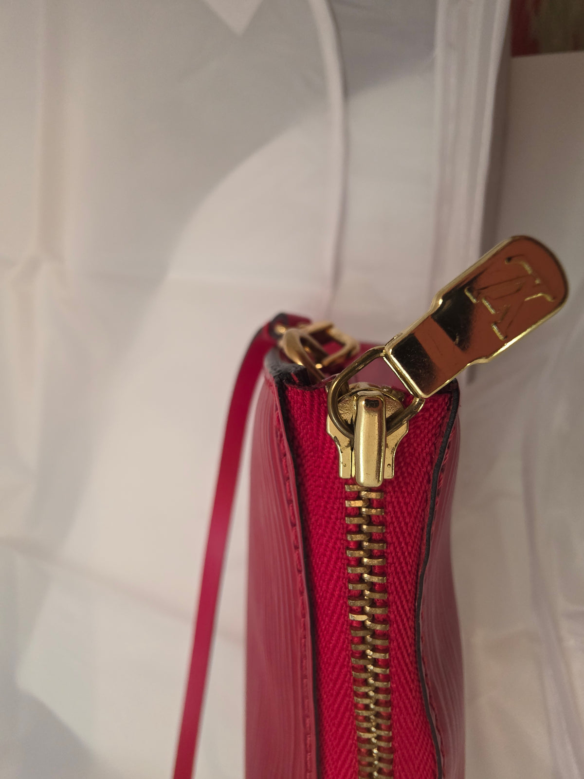Louis Vuitton Castilian Red Epi Leather Pochette Accessoire