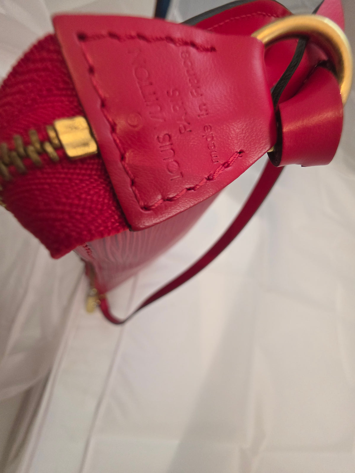 Louis Vuitton Castilian Red Epi Leather Pochette Accessoire