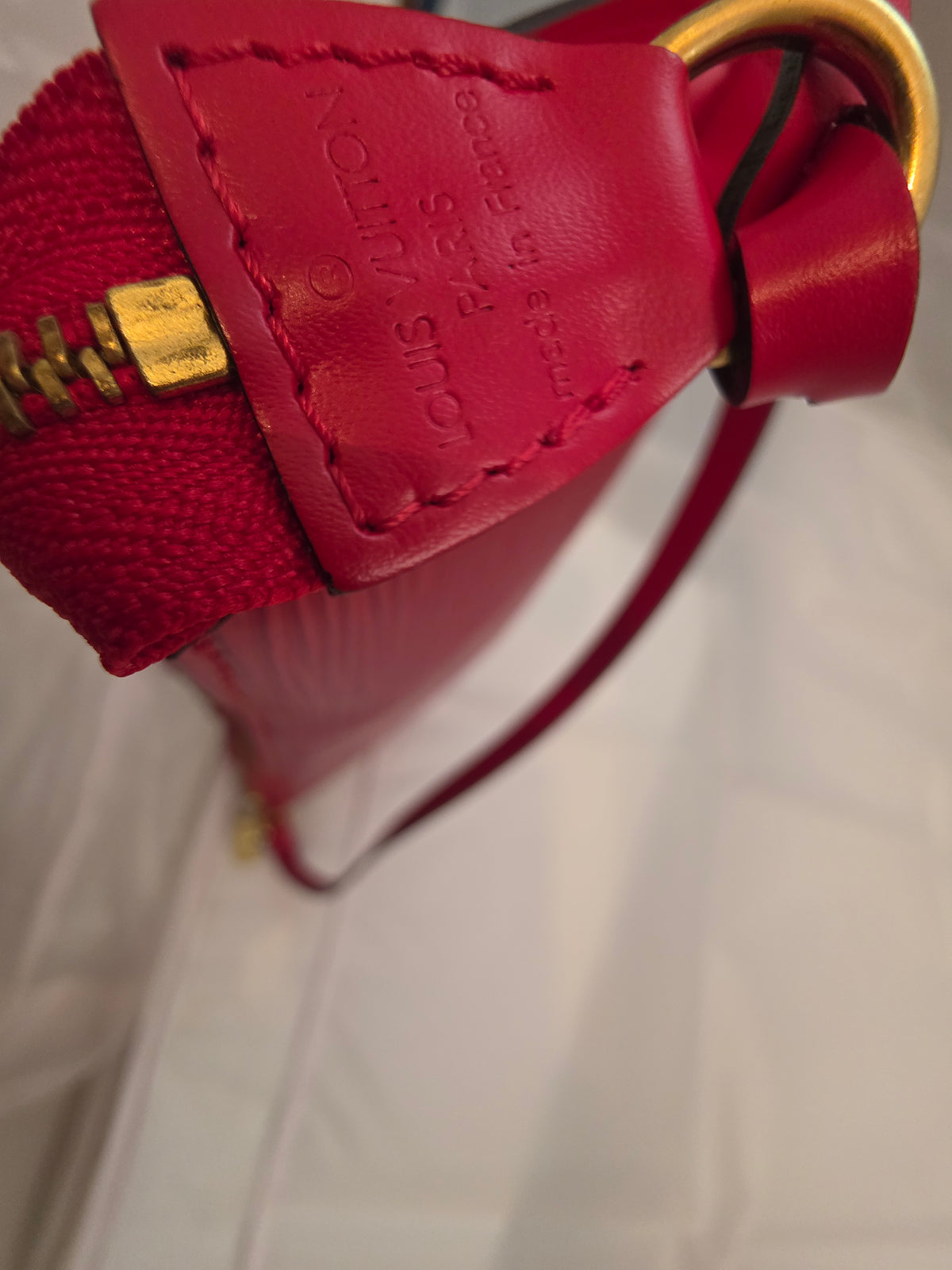 Louis Vuitton Castilian Red Epi Leather Pochette Accessoire