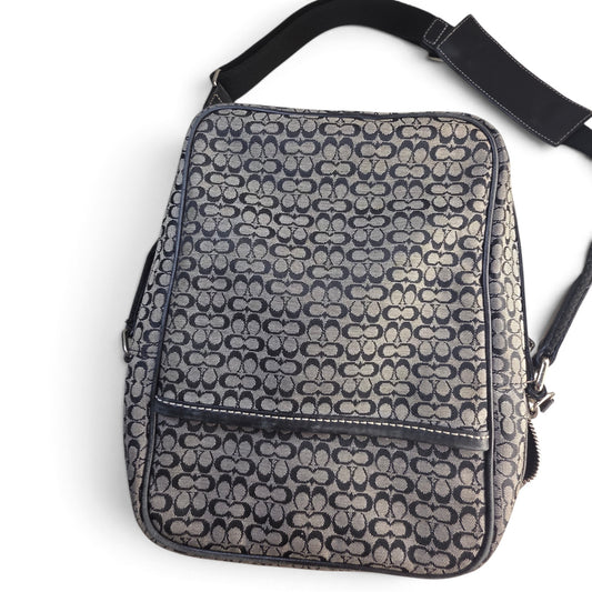 Coach Signature Canvas Crossbody Shoulder Bag – Style 4274