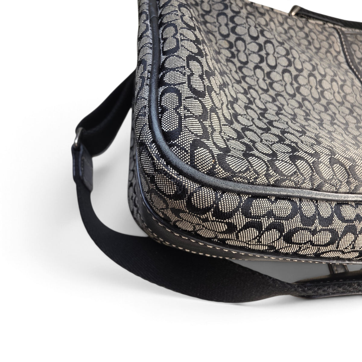 Coach Signature Canvas Crossbody Shoulder Bag – Style 4274