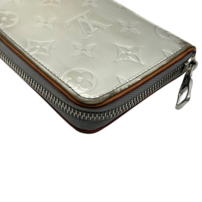 Louis Vuitton Monogram Mirror Zippy Wallet Vertical – Silver