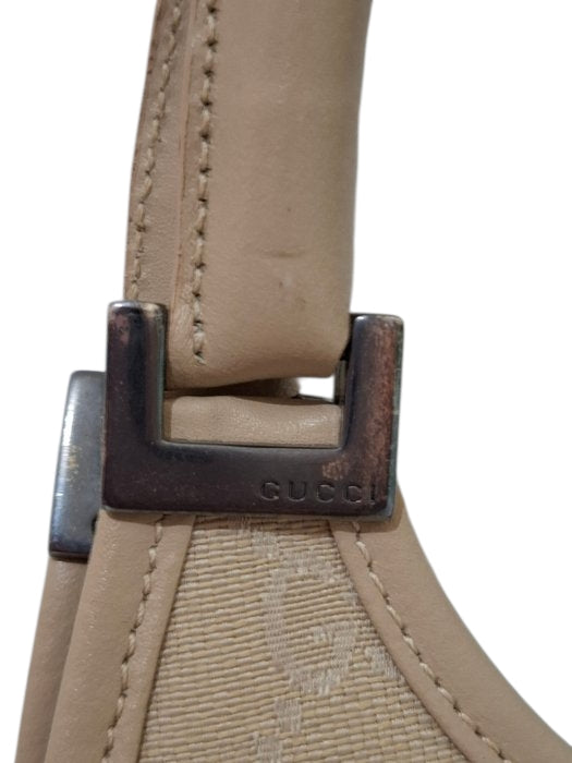 Sac à bandoulière Jackie de Gucci, couleur crème
