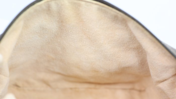 Gucci GG Monogram Top-Handle Satchel – Beige an Brown