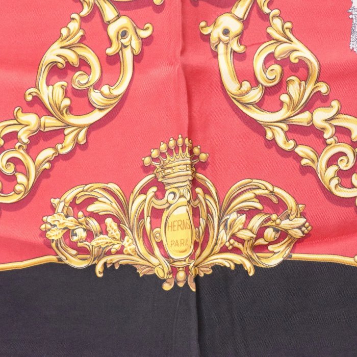 Hermès Carrosses d’Or Silk Carré 90 Scarf