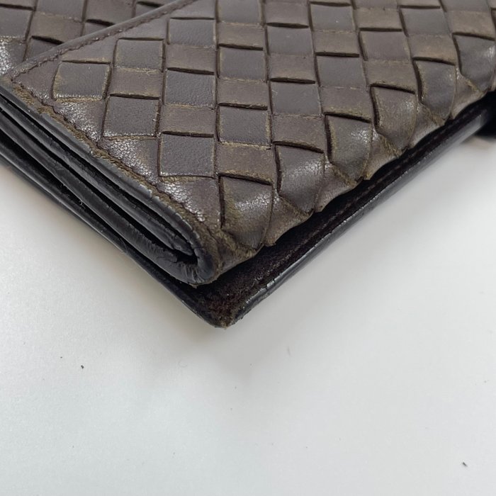 Bottega Veneta Intrecciato Continental Long Wallet –  Brown Leather