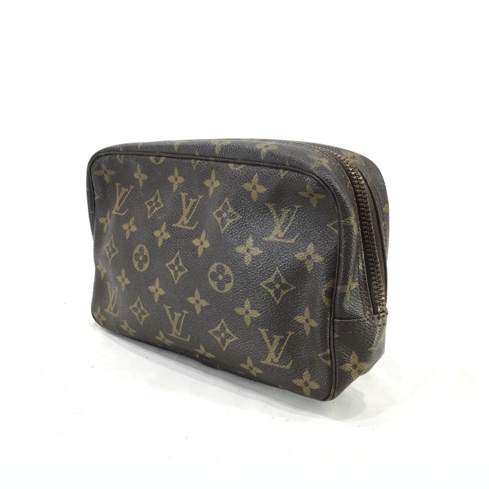 Louis Vuitton Monogram Trousse Toilette 23 – Vintage Cosmetic Pouch