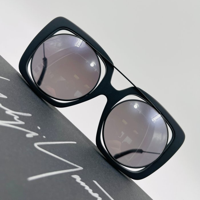 Yohji Yamamoto YY7009 Designer Sunglasses – Black, Unisex