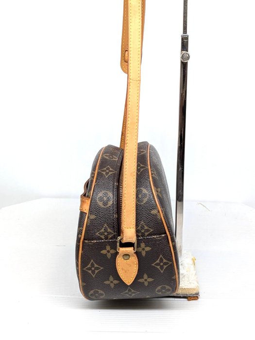 Louis Vuitton Blois Monogram Crossbody Bag