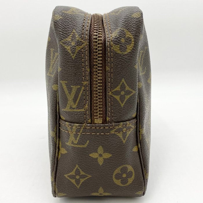 Louis Vuitton Trousse Toilette 27 Monogram Canvas Clutch Bag