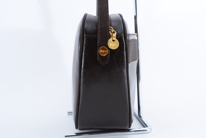 Salvatore Ferragamo Brown Leather Shoulder Bag – Vintage