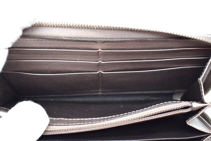 Gucci Long Bifold Wallet grey