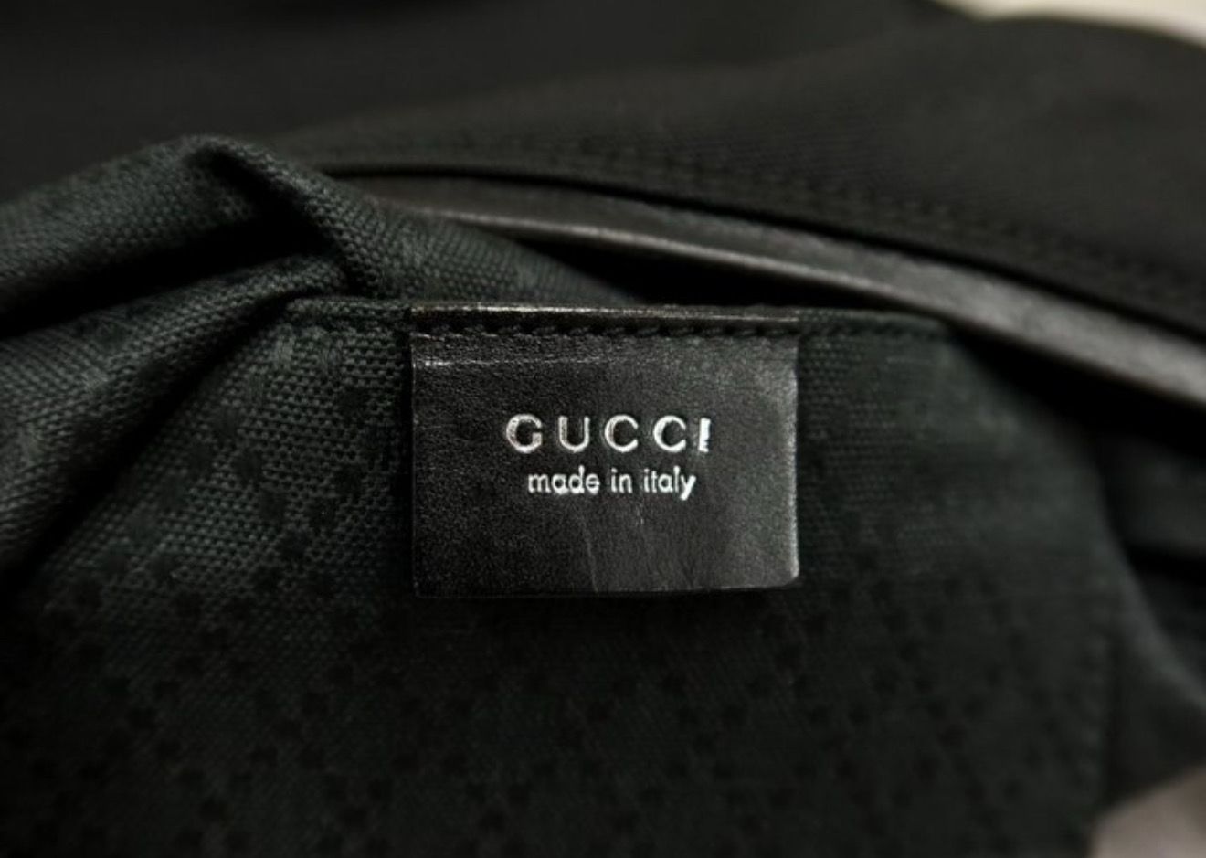 Gucci Nylon and Leather Shoulder bag - VeeLuxeCollectives