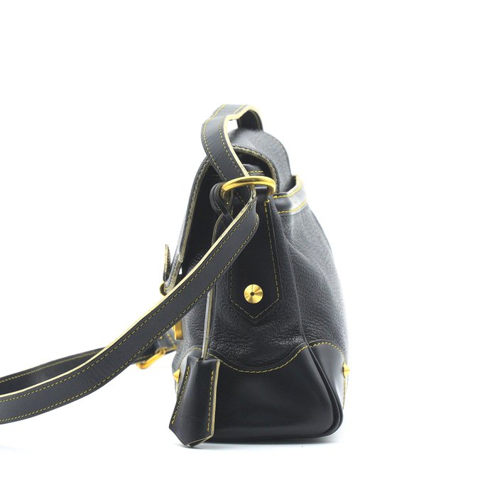 Louis Vuitton Suhali L’Essentiel Shoulder Bag – Noir Black Leather