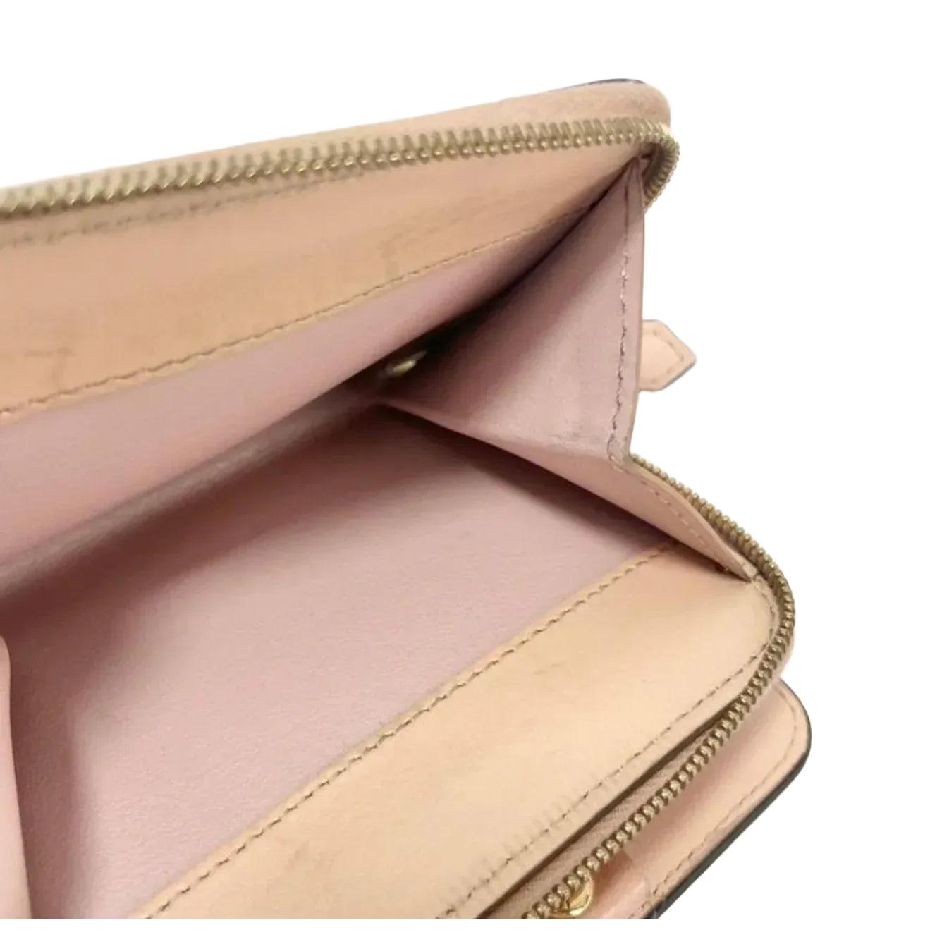 Fendi Logo Bifold Leather Wallet in Pink Poured Blush - VeeLuxeCollectives
