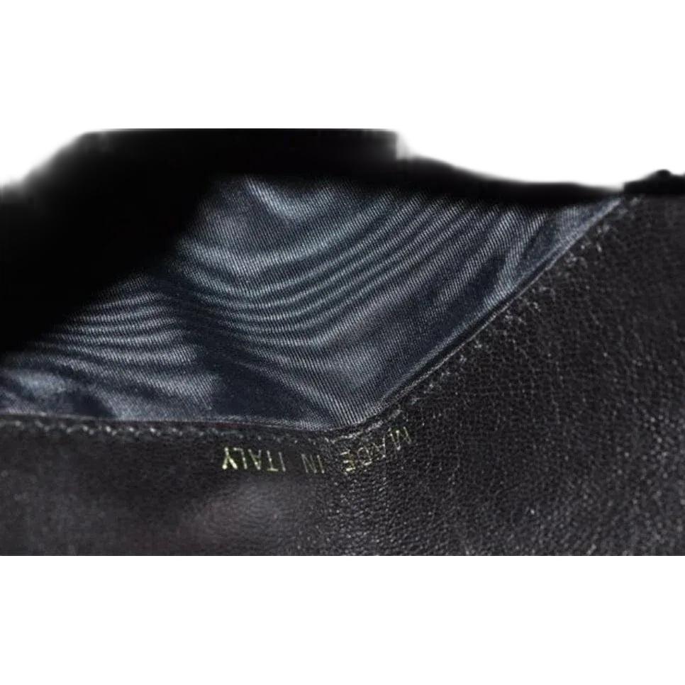 Chanel Black Caviar Leather Bifold Wallet in Good Pre-owned Condition - VeeLuxeCollectives