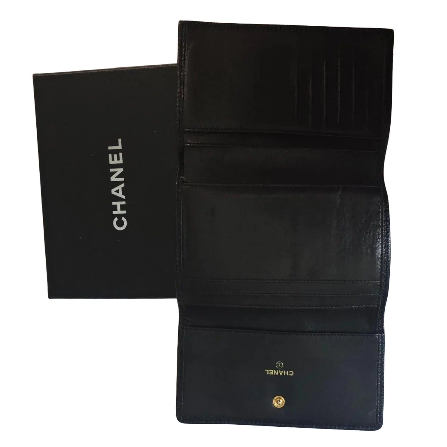 Chanel Black Caviar Leather Bifold Wallet in Good Pre-owned Condition - VeeLuxeCollectives