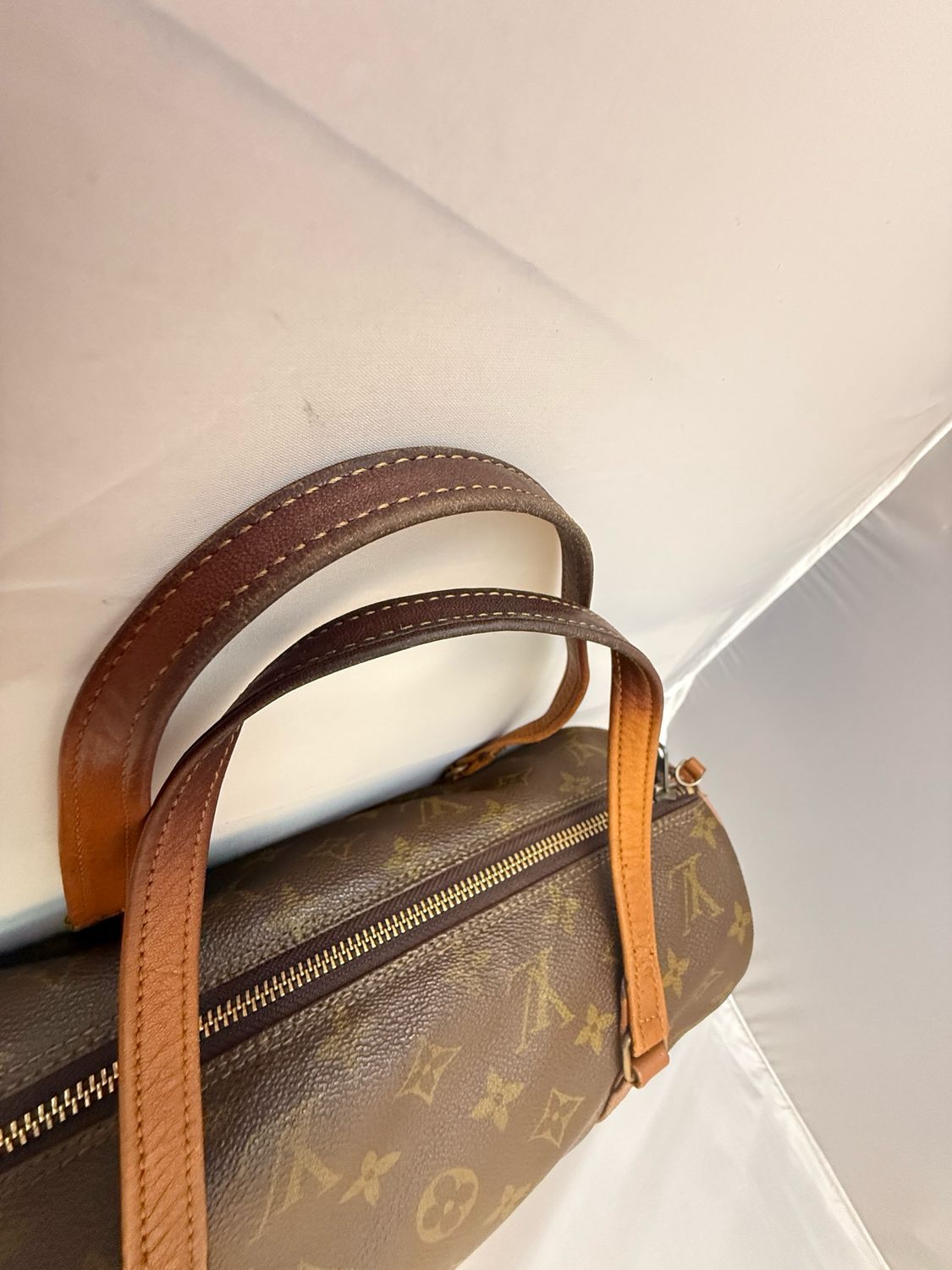 LV Papillon 30 vintage, stitching detail