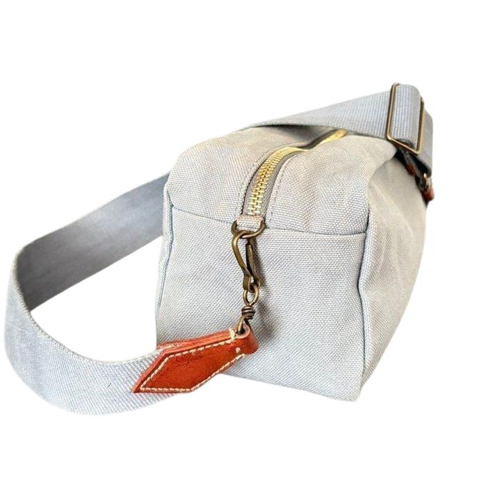 Mini sac bandoulière Miu Miu en toile et cuir – Gris clair/Marron