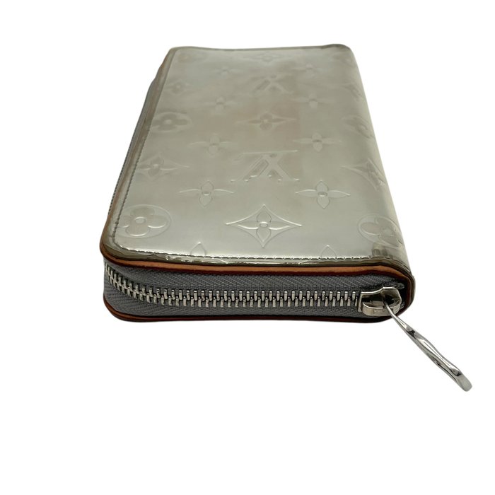 Louis Vuitton Monogram Mirror Zippy Wallet Vertical – Silver