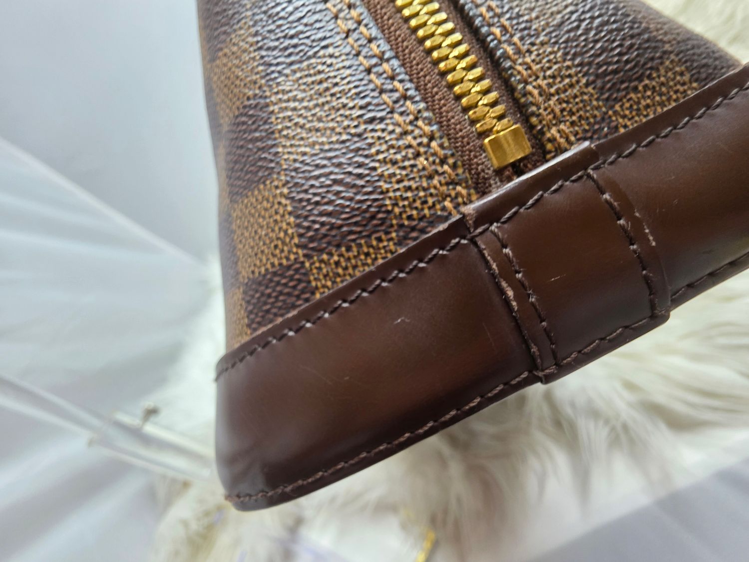 LV Alma PM, additional angle view 3