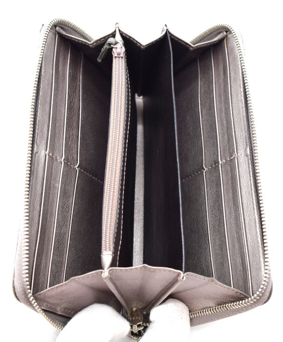 Gucci Long Bifold Wallet grey