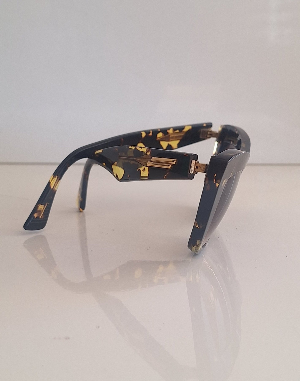 Bottega Veneta 802 Brown and Gold Sunglasses