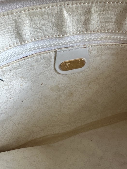Gucci Flora Floral Pouch White