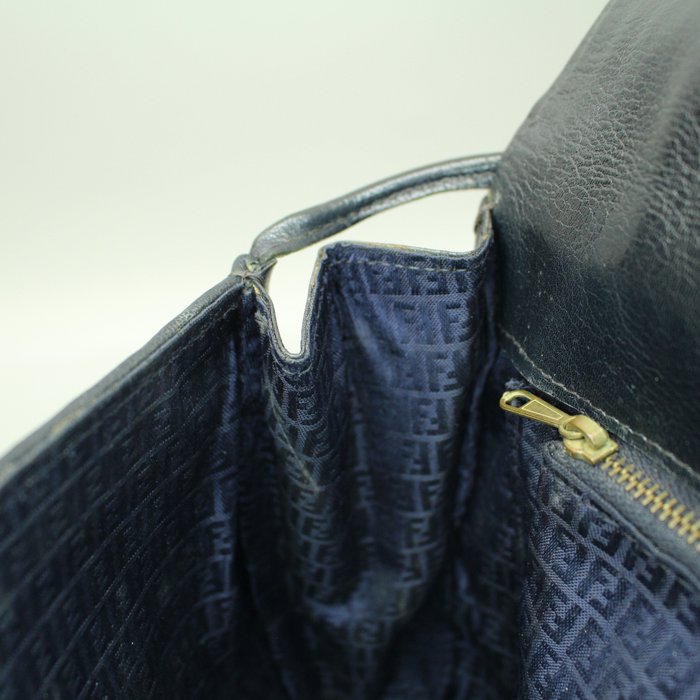 Fendi Vintage Woven Leather Shoulder Bag – Black & Deep Blue