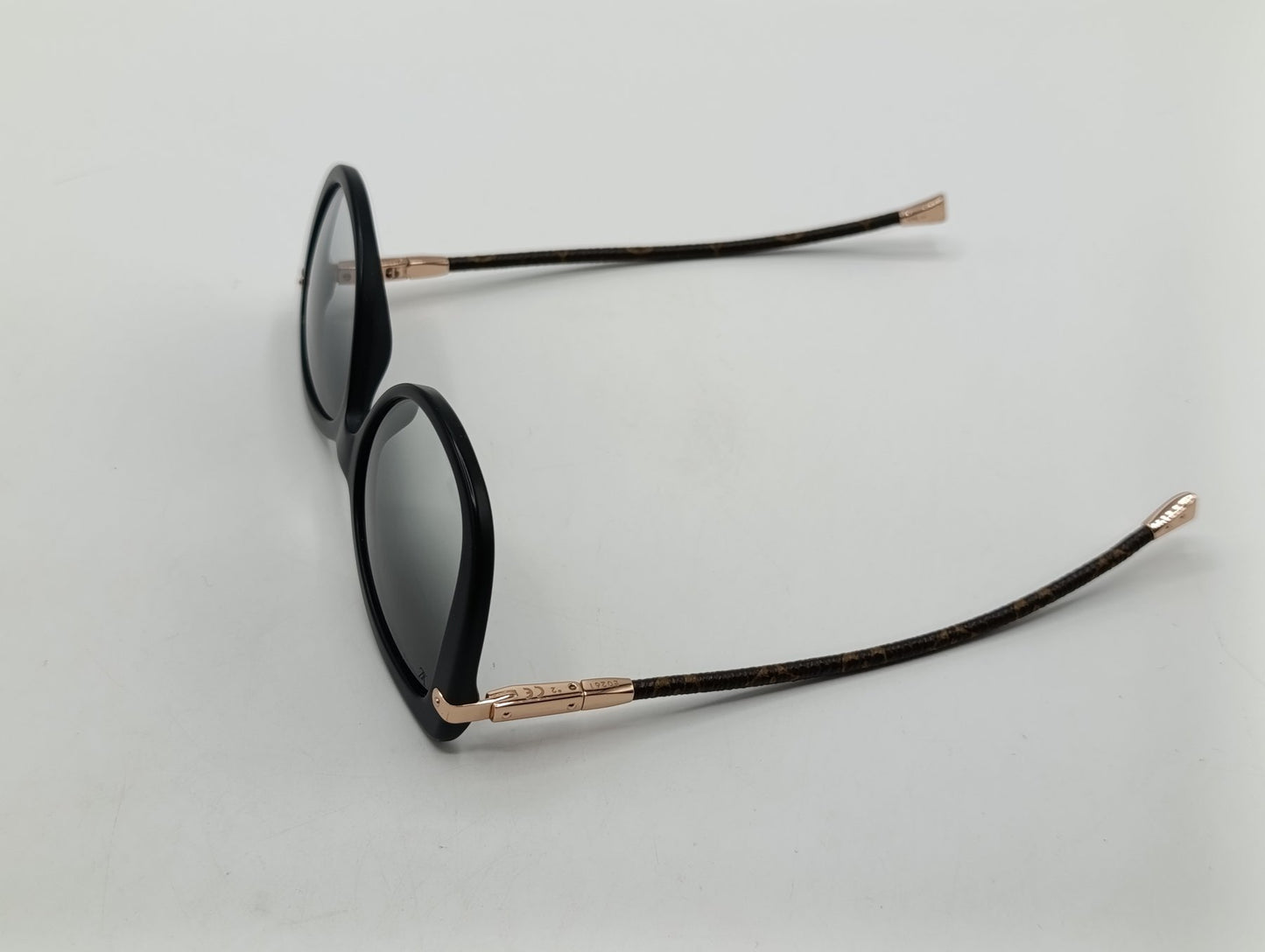Louis Vuitton Charlotte Monogram Sunglasses Z0781W Black Designer Shades