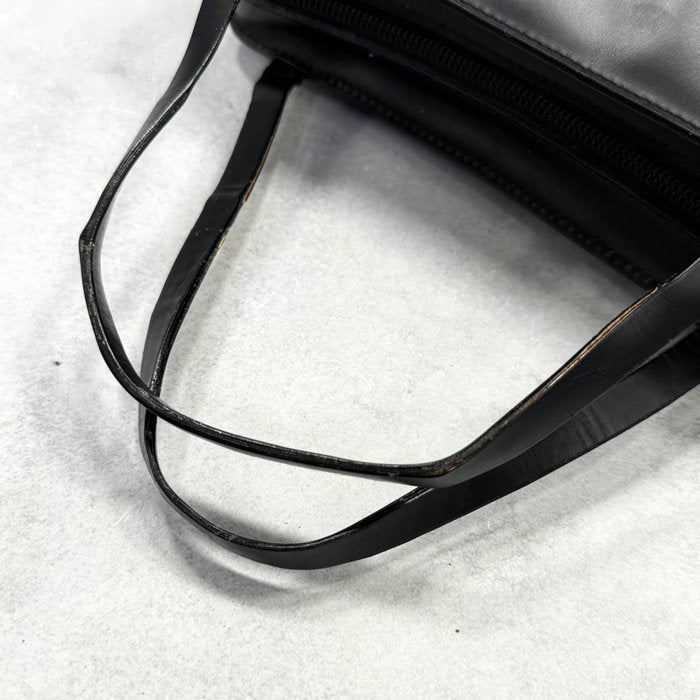 Gucci Black Leath Tote bag – G-Shaped Plaque