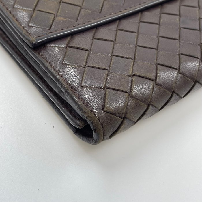 Bottega Veneta Intrecciato Continental Long Wallet –  Brown Leather