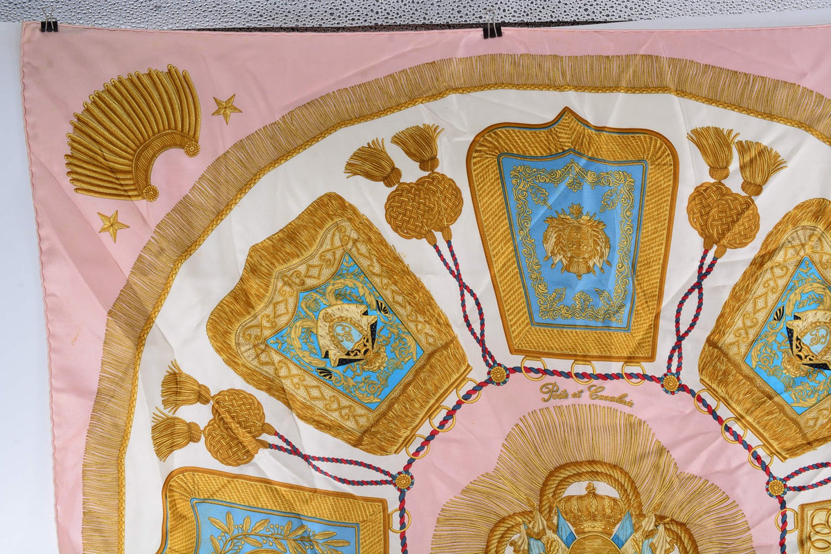 Hermès Poste et Cavalerie Silk Scarf – 89 × 89 cm