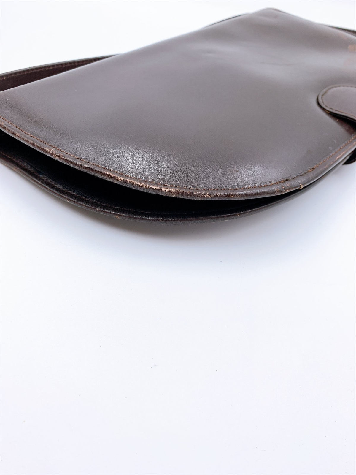 Gucci Vintage Brown Leather Shoulder Bag with Interlocking G Clasp