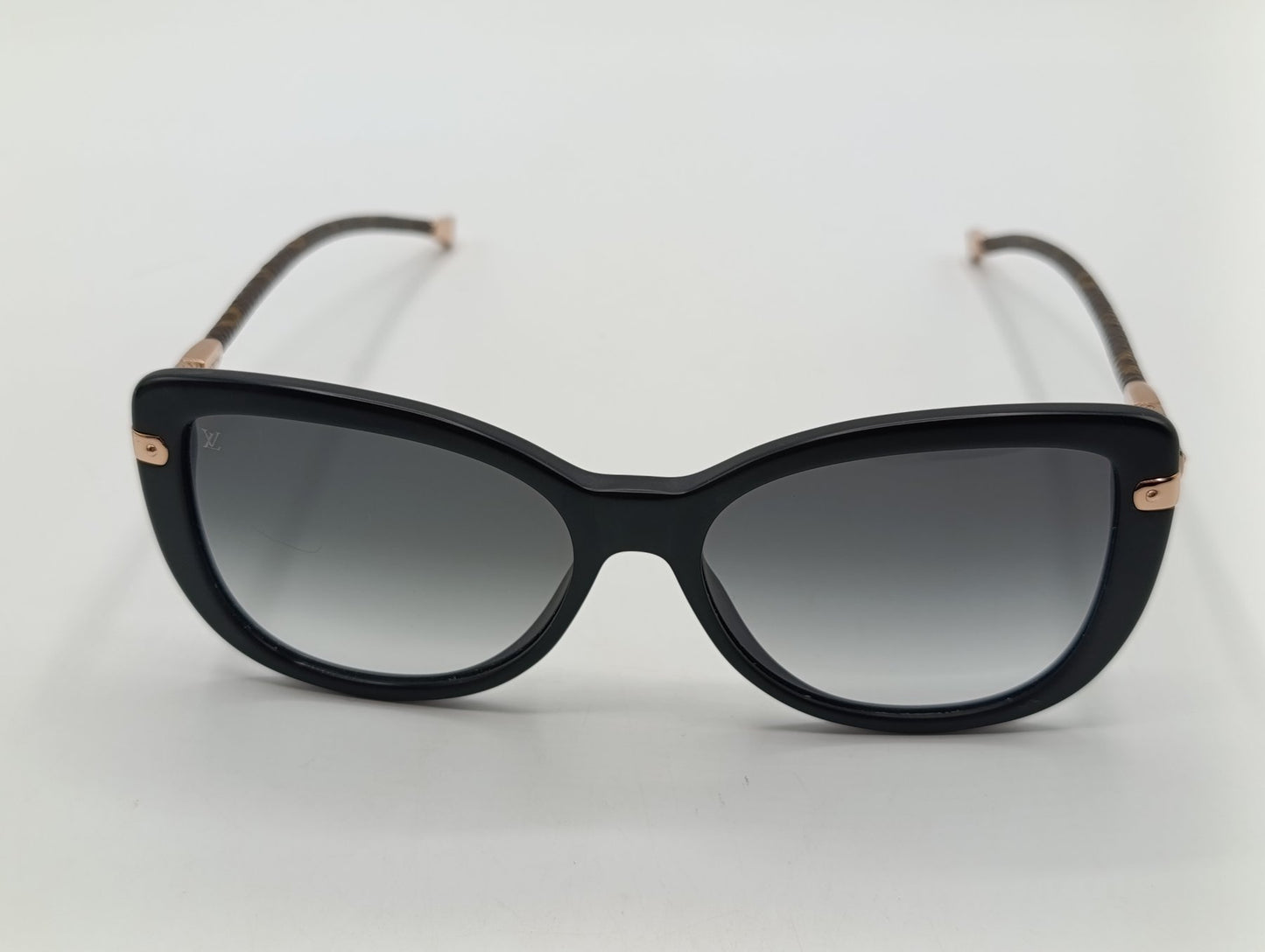 Louis Vuitton Charlotte Monogram Sunglasses Z0781W Black Designer Shades