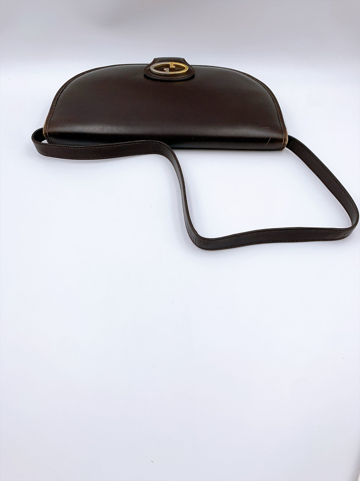 Gucci Vintage Brown Leather Shoulder Bag with Interlocking G Clasp